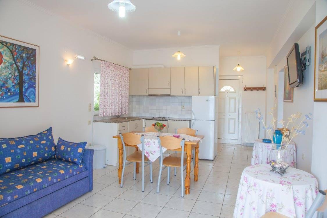 Dimosthenis Apartments Nydri (Lefkada) Ngoại thất bức ảnh